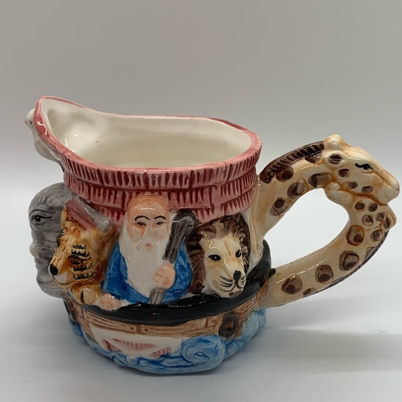 Noah’s Ark Ceramic Sugar & Creamer 3-piece set, 3-D Details - Picture 3 of 16